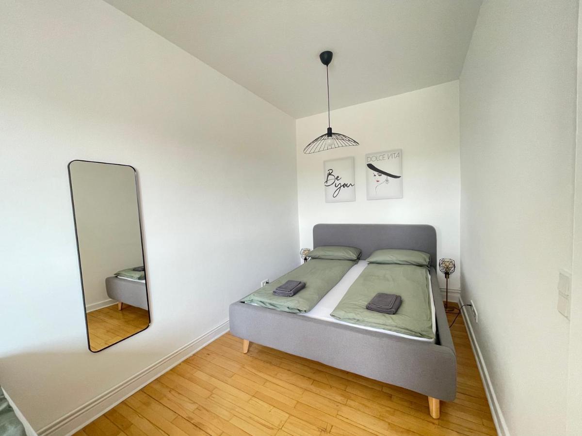 65Qm - City - Popular Street - Limmerstrasse - Mallibase Apartments Хановер Екстериор снимка